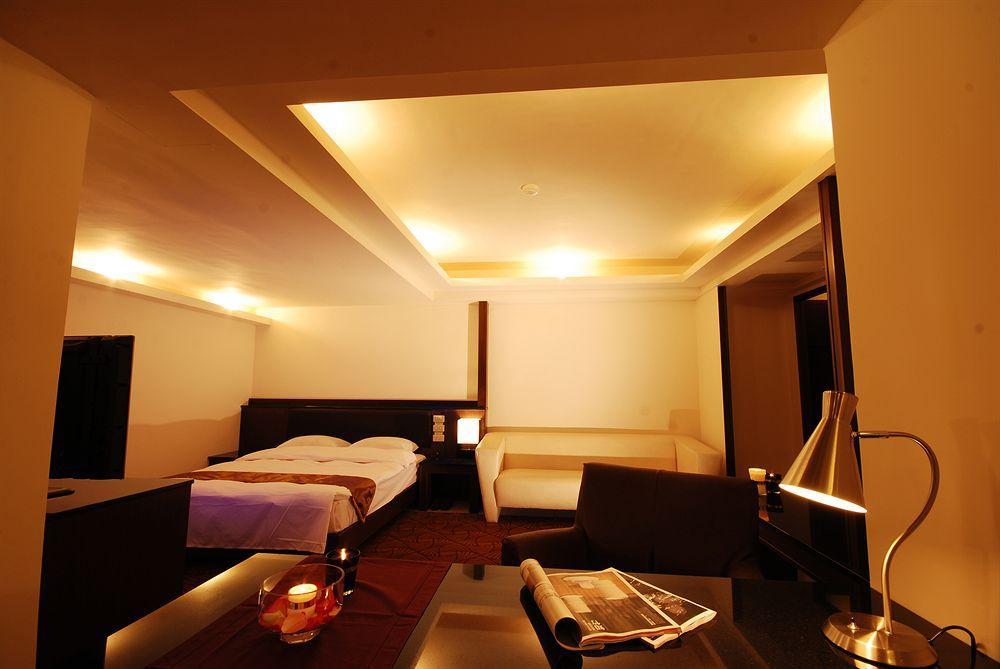 The Enterpriser Hotel Taichung Eksteriør bilde