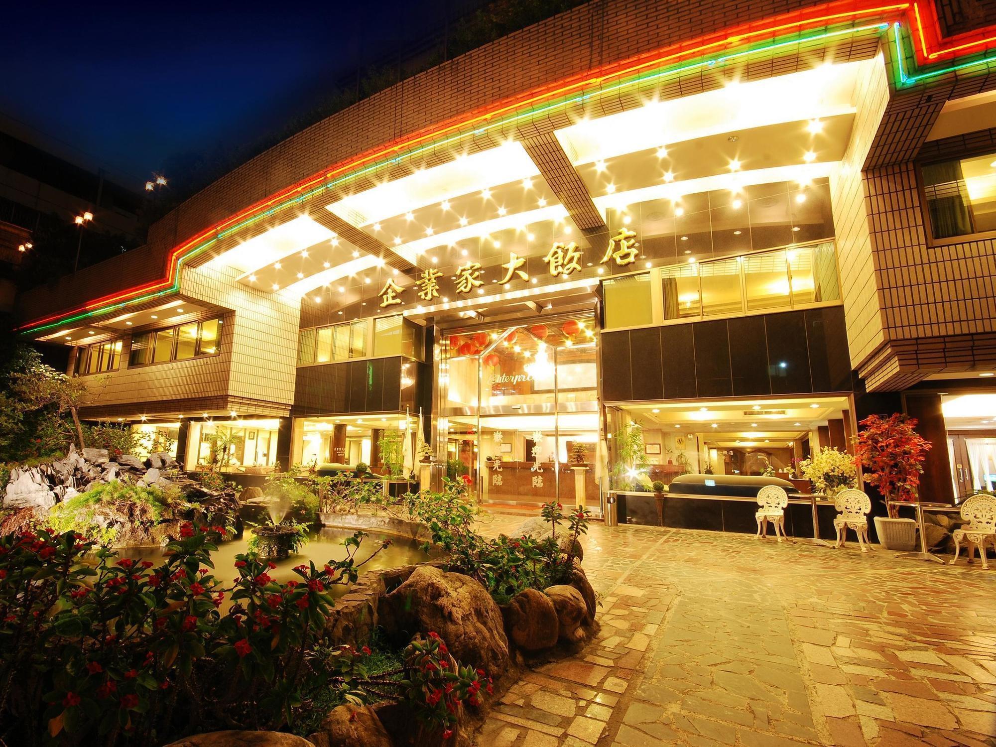 The Enterpriser Hotel Taichung Eksteriør bilde