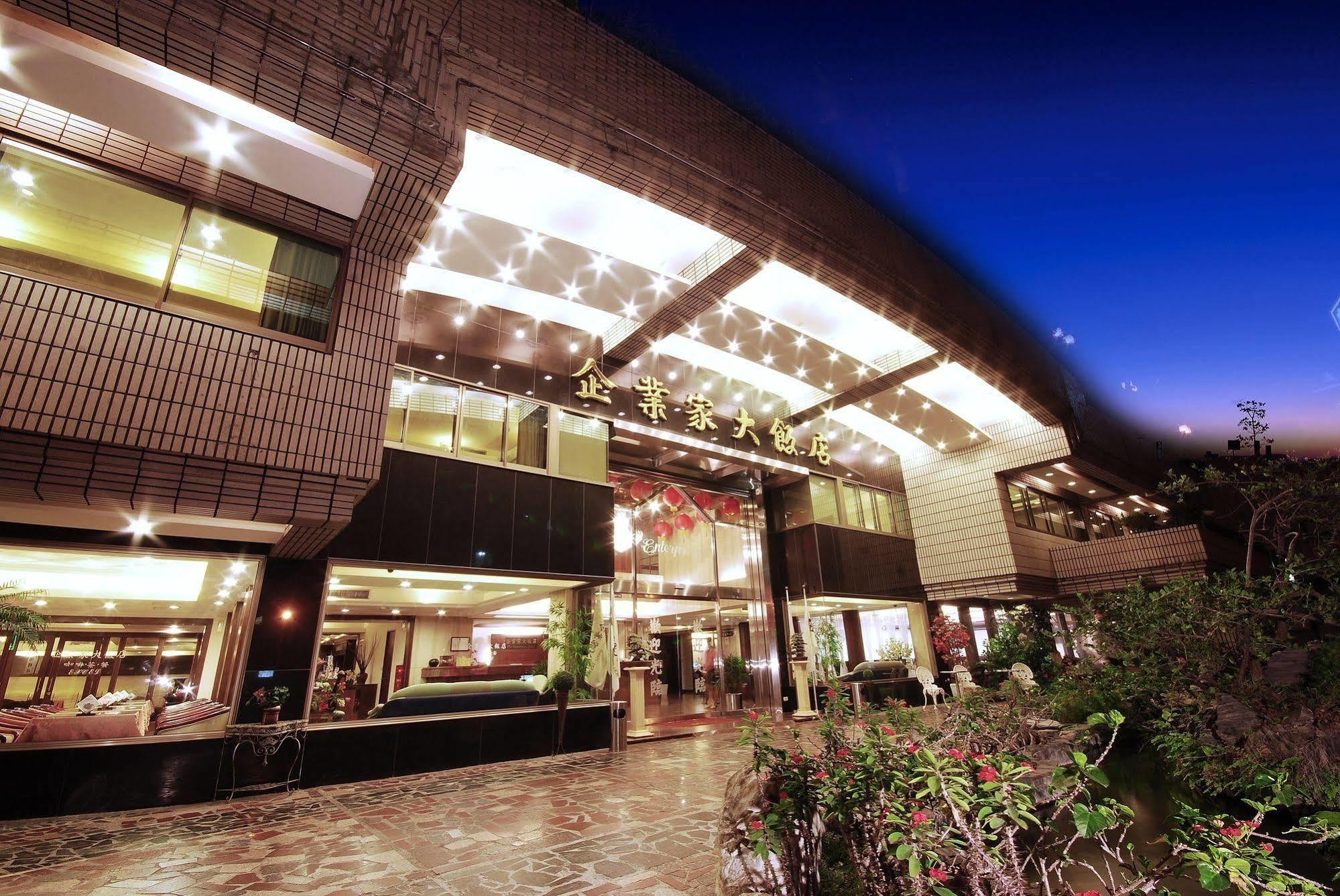 The Enterpriser Hotel Taichung Eksteriør bilde