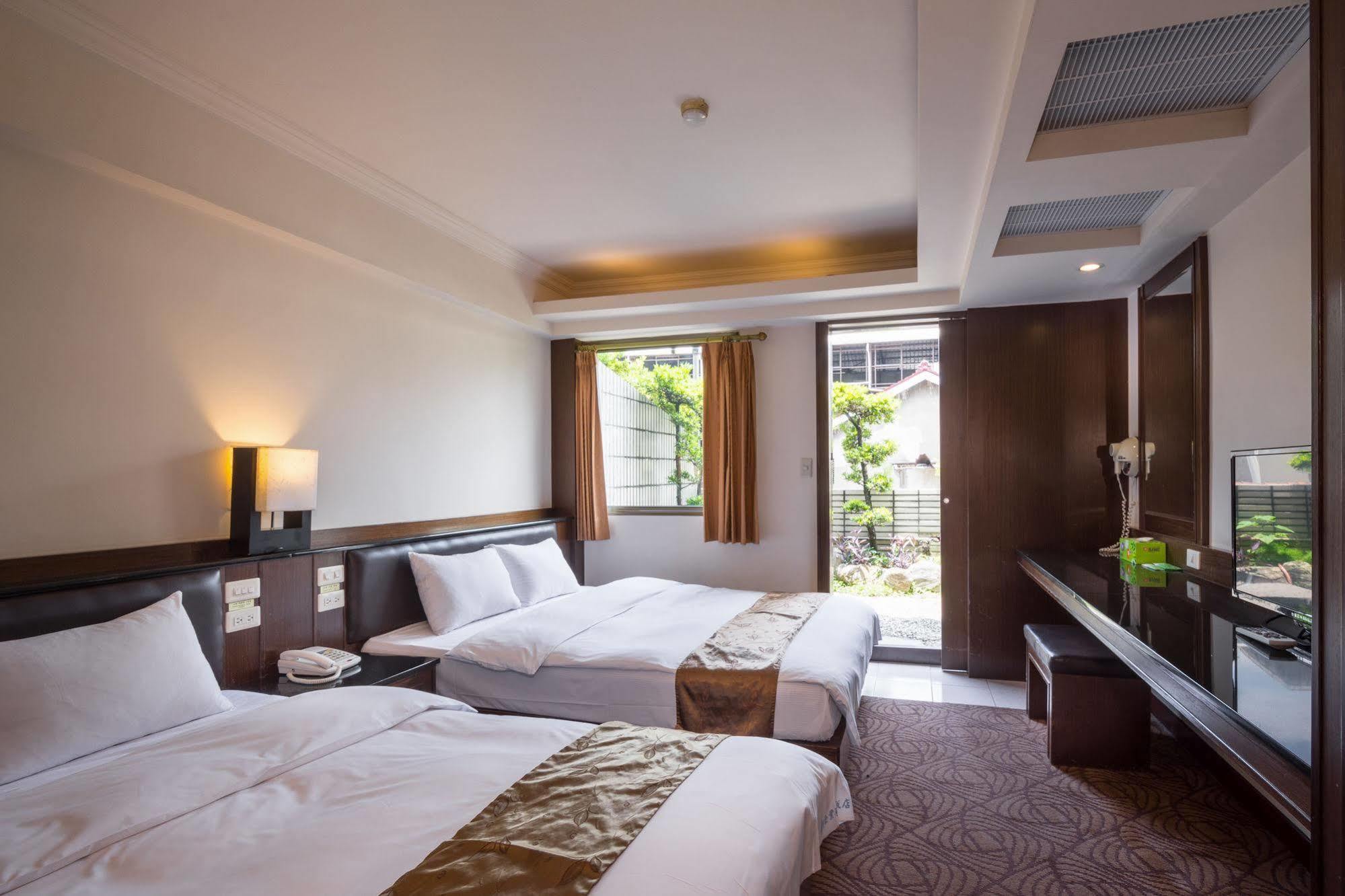 The Enterpriser Hotel Taichung Eksteriør bilde