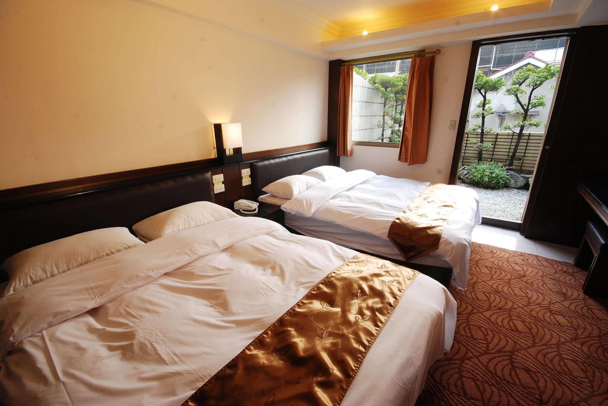 The Enterpriser Hotel Taichung Eksteriør bilde