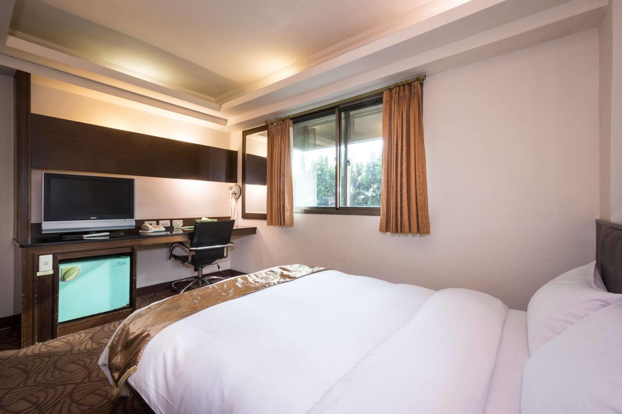 The Enterpriser Hotel Taichung Eksteriør bilde